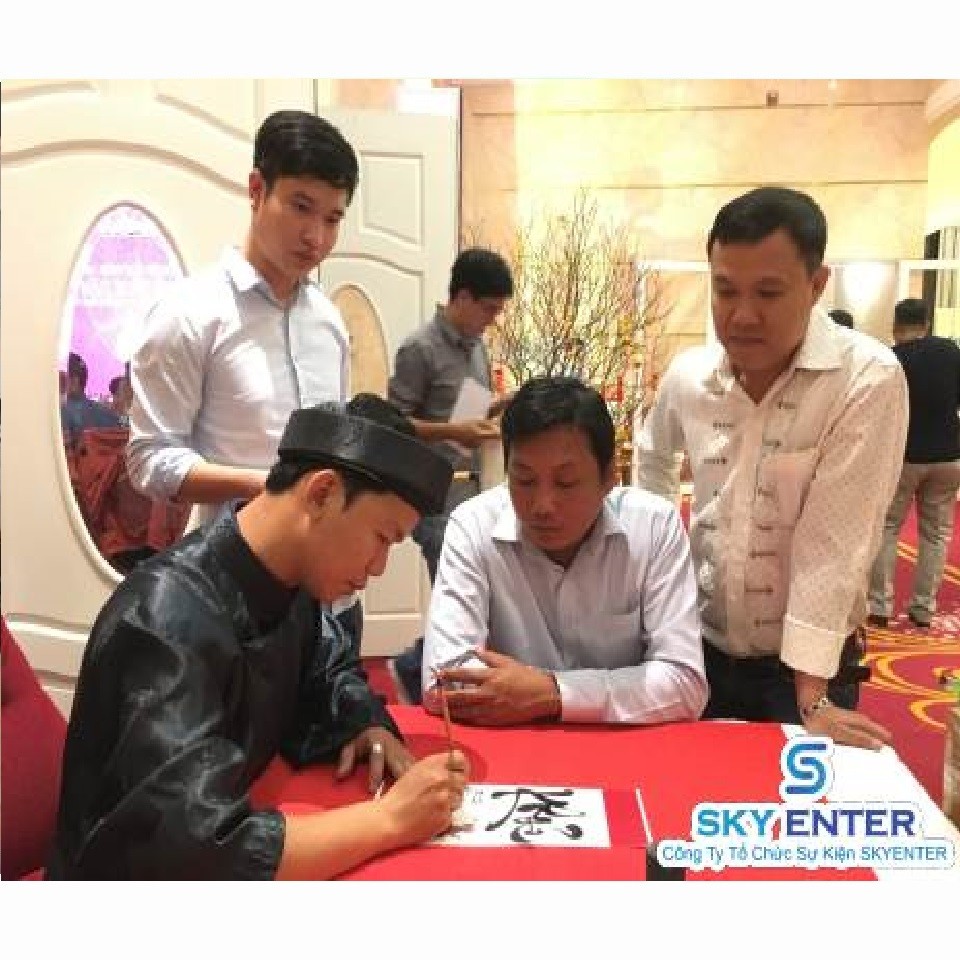 Cho Thuê Dịch Vụ Ông Đồ Tất Niên Công Ty Đông Dương